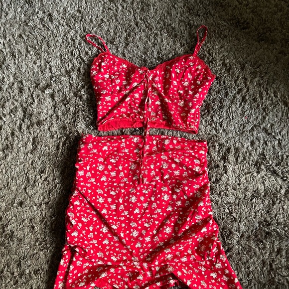 Mini skit set ❤️ - Picture 4 of 5